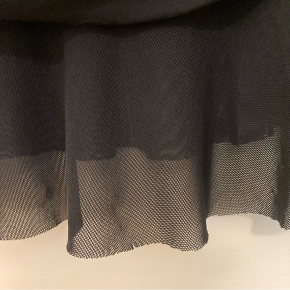 Dee Elly boho top with ruching and floral underlay lining - Picture 5 of 7